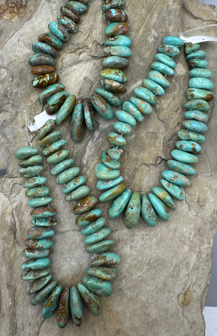 Kingman Turquoise (AZ) Long Graduated Bead Focal Strand 8