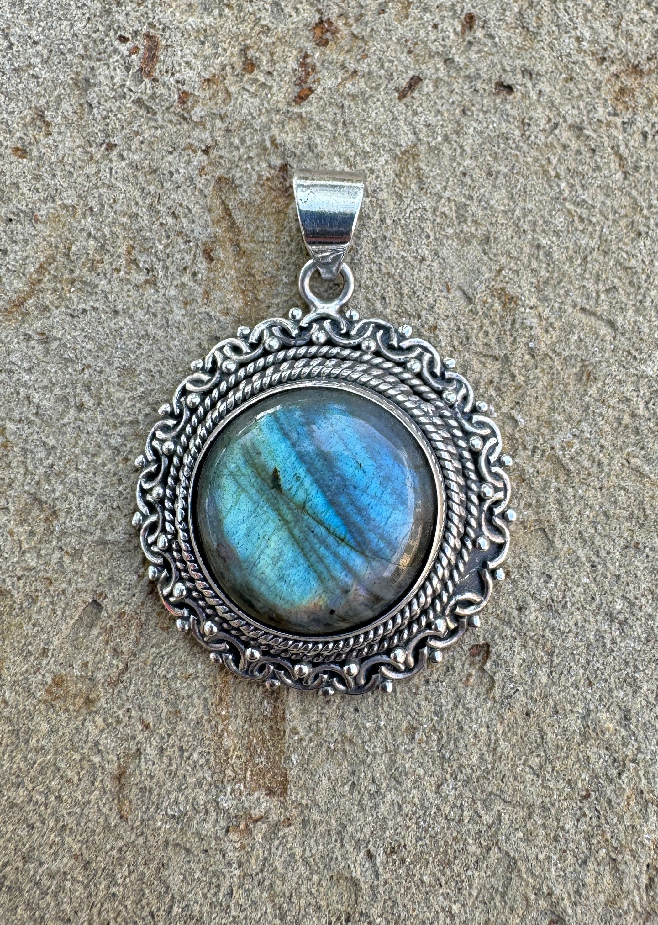 Labradorite Pendant 1 3/4