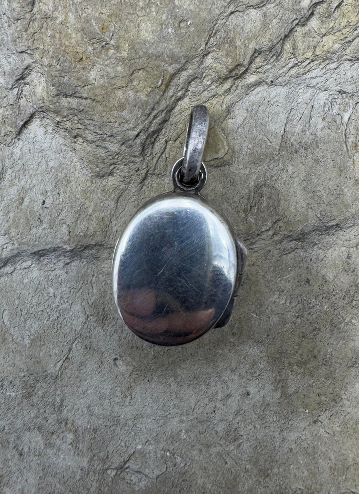 Oxidized Sterling Silver Onyx Locket 11x21mm - Jewelry