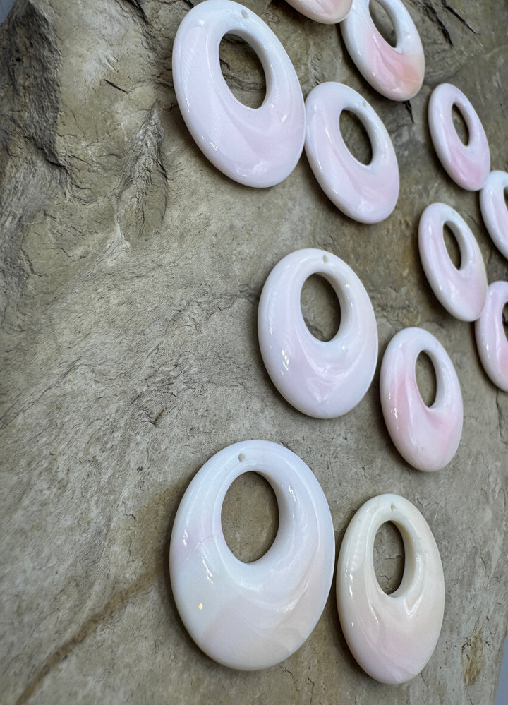 Pink Queen Conch Donut Bead Pair 30mm One Pair - Pink Conch