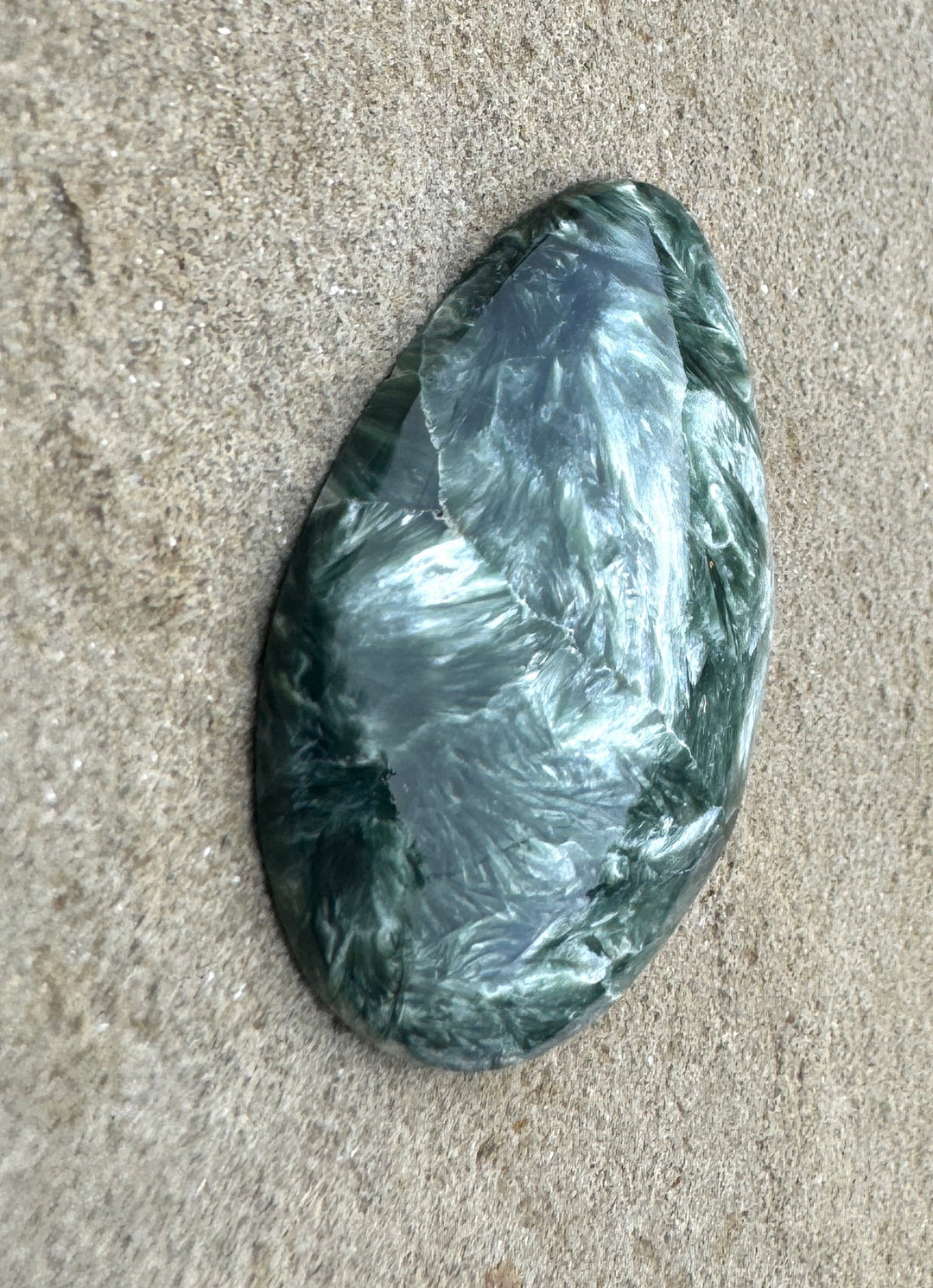 RARE Seraphinite (Russia) Cabochon 31x40mm - Seraphanite