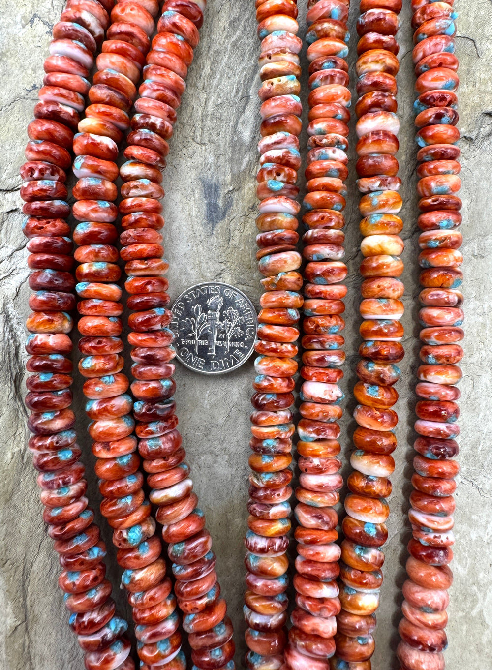 Red Rust Spiny Oyster with Turquoise Inlay Rondell Strand